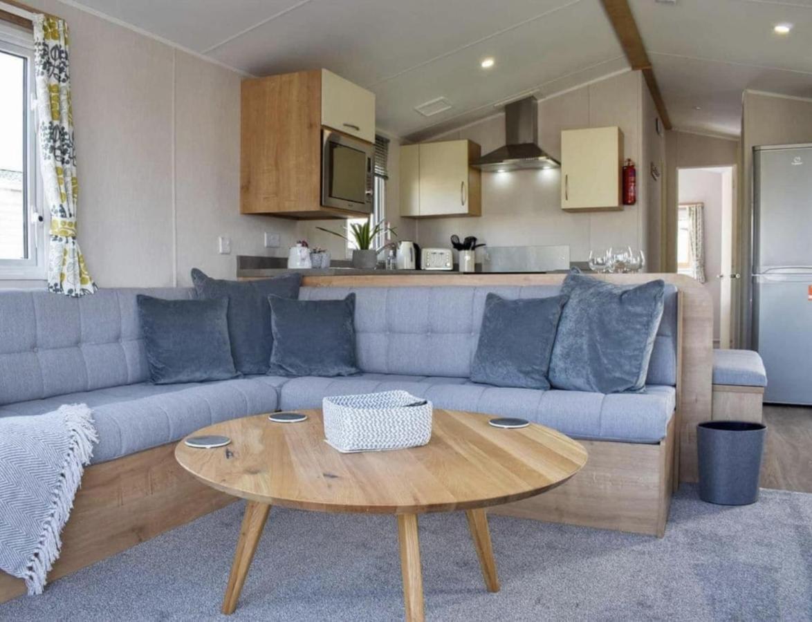 Brand New 2 Bedroom Lodge Perfect For Families Моркам Экстерьер фото